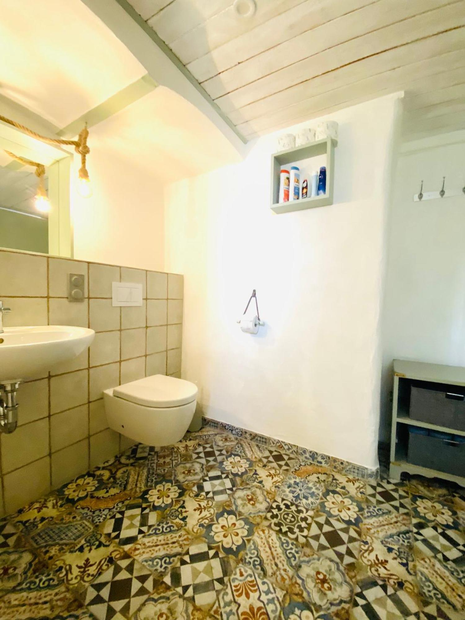Ganze - Erdgeschoss - Sehr Ruhig - Hundefreundlich - Regendusche - Bodenheizung - Kueche - Easy Check-in Mit Schluesselbox Apartment Nehren (Baden-Wurttemberg)